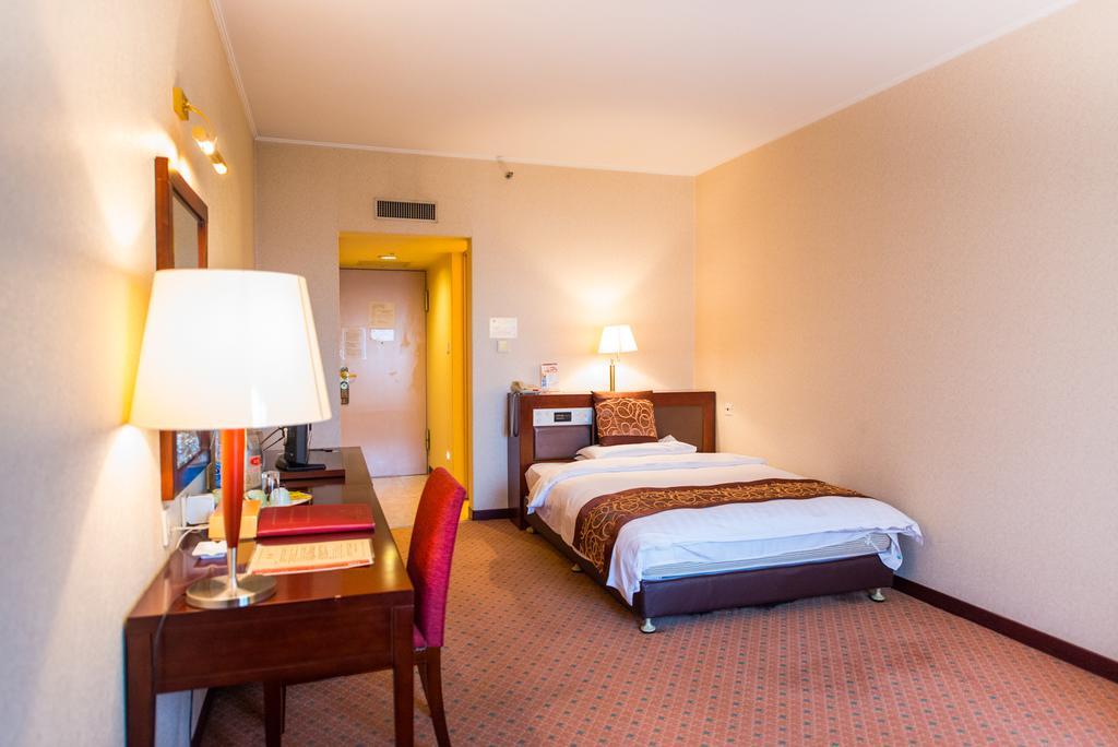 Shanghai International Airport Hotel Экстерьер фото