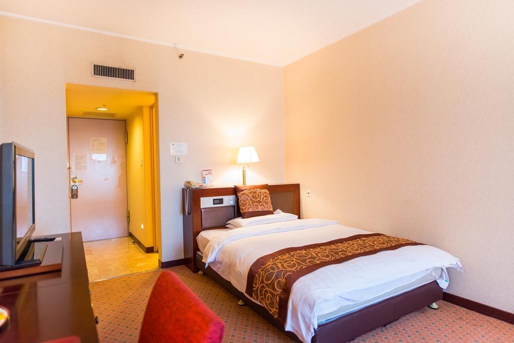 Shanghai International Airport Hotel Экстерьер фото
